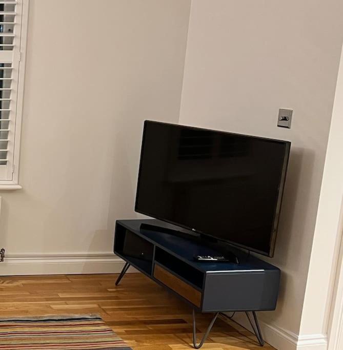 ***Spotless, Bright 1 Double Bed Apartment*** 巴斯 外观 照片